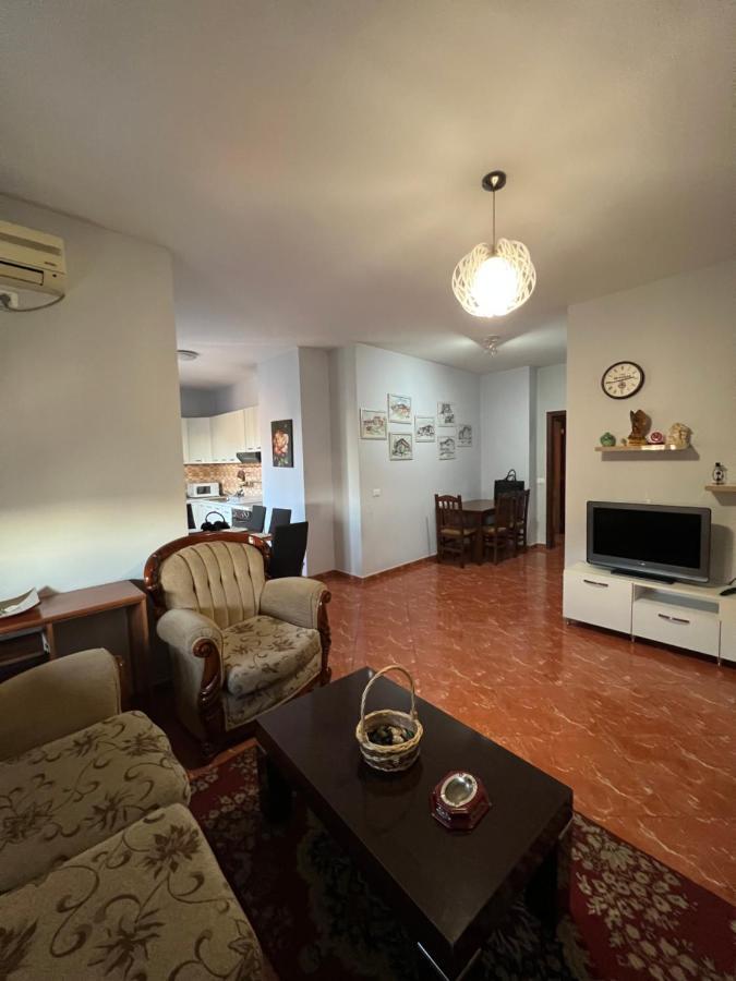 Bujtina Shqiptare Hotel Tiranë Ngoại thất bức ảnh