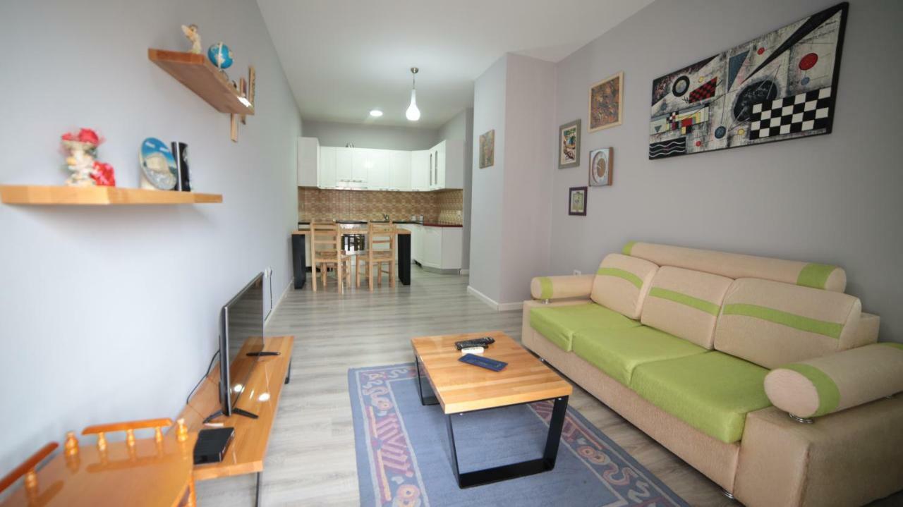 Bujtina Shqiptare Hotel Tiranë Ngoại thất bức ảnh